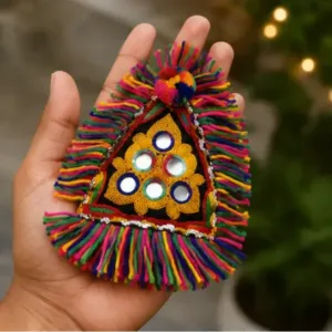 Handmade Navratri Triangle Hath Panja – Boho Mirror Work Haathphool with Cowrie Shells & Ghungroo, Pack of 2 ( multicolor, OS )